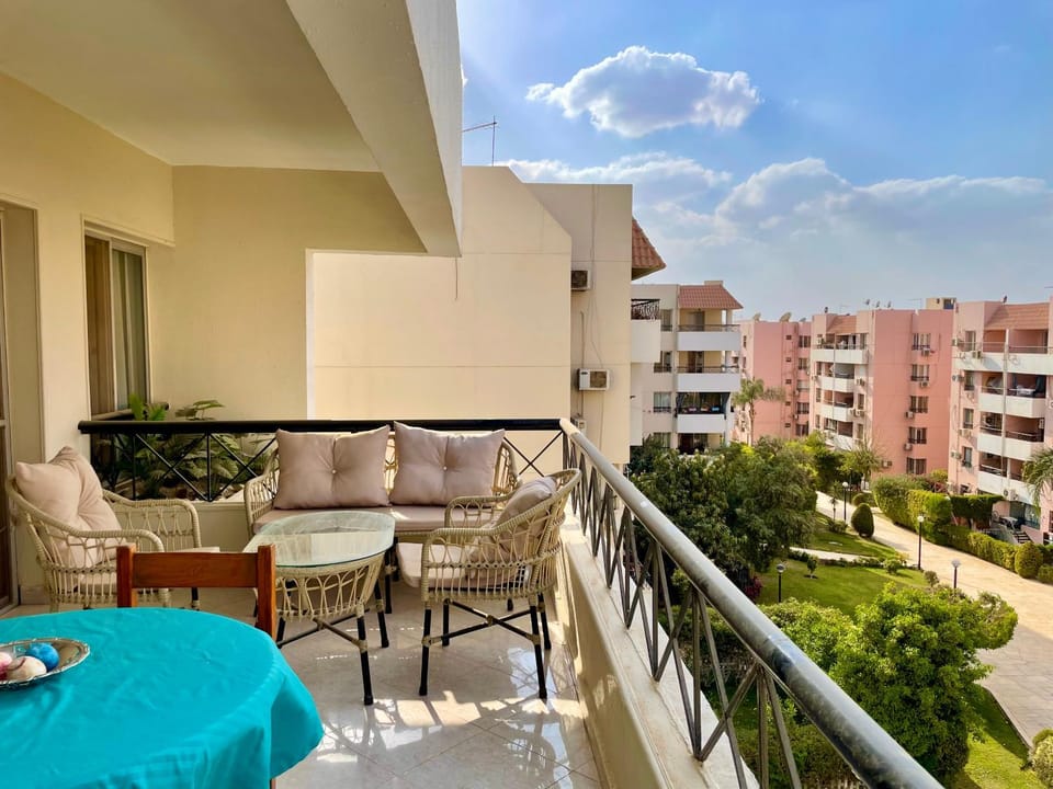 Property building, Day, View (from property/room), Balcony/Terrace, Balcony/Terrace, Seating area