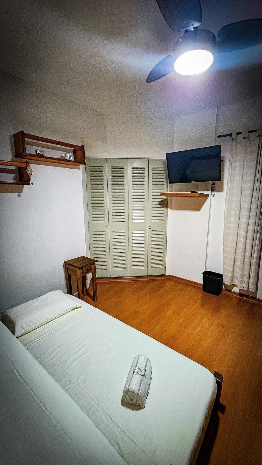 Comfortable apartment in the center, with a garage and 24-hour concierge Apartment in Serra Negra