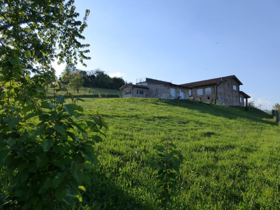 Casetta Rosatea House in Piedmont