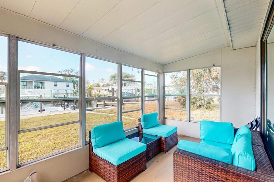 A Little Waterside Paradise Apartment in Bonita Springs