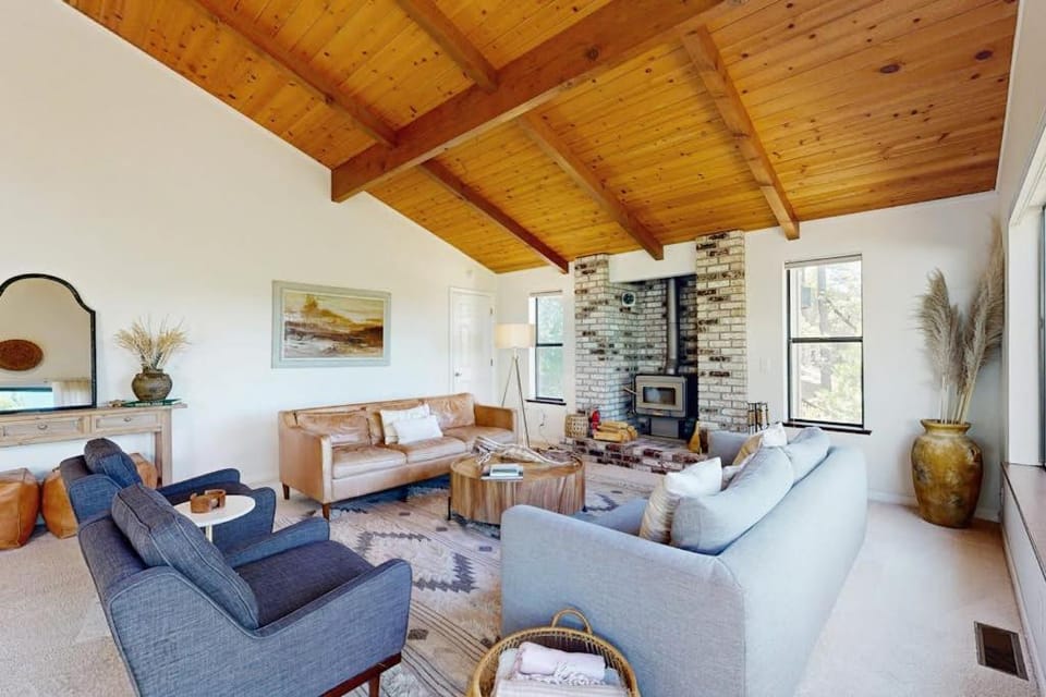 Restoration House House in Groveland