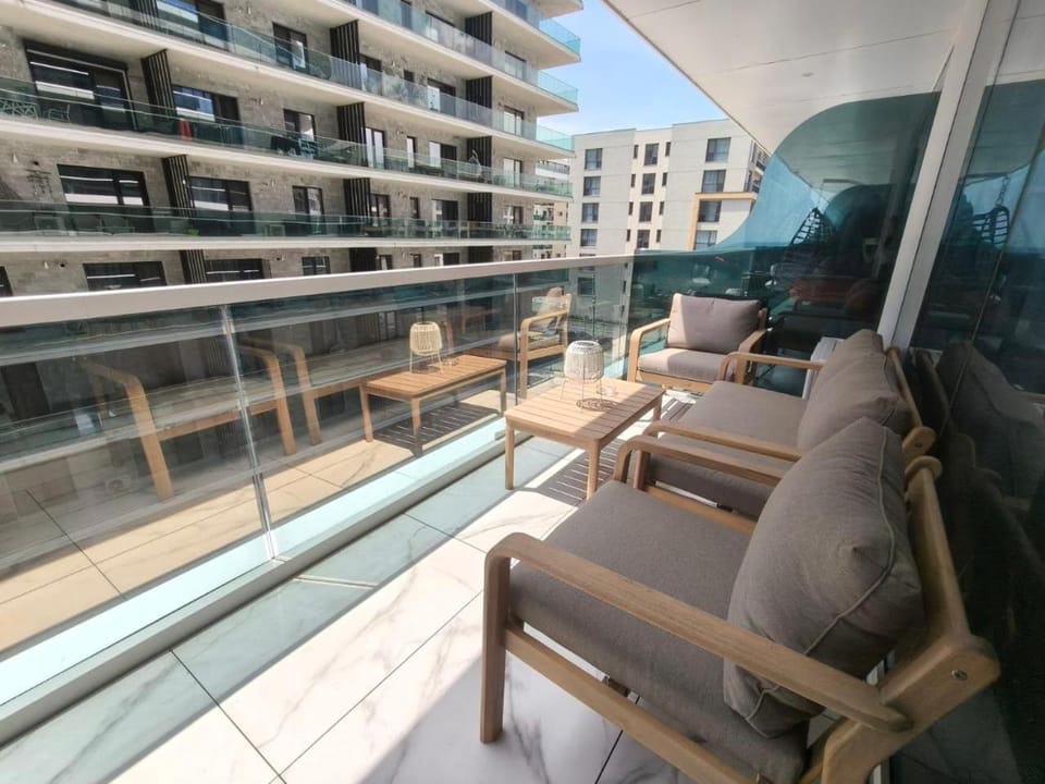 Natural landscape, Balcony/Terrace, Seating area, Beach, City view, Sea view, Sunrise, Sunset