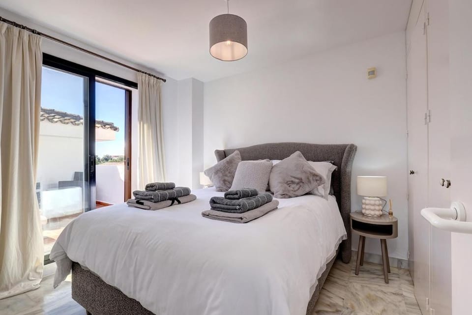 Three Bedroom Townhouse 100 meters from the Beach! House in Costa del Sol