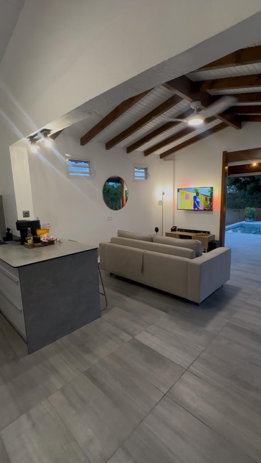 Mk Lodges - Villa Privée et Discrète Piscine Coucher de soleil Villa in Grande-Terre, Guadeloupe