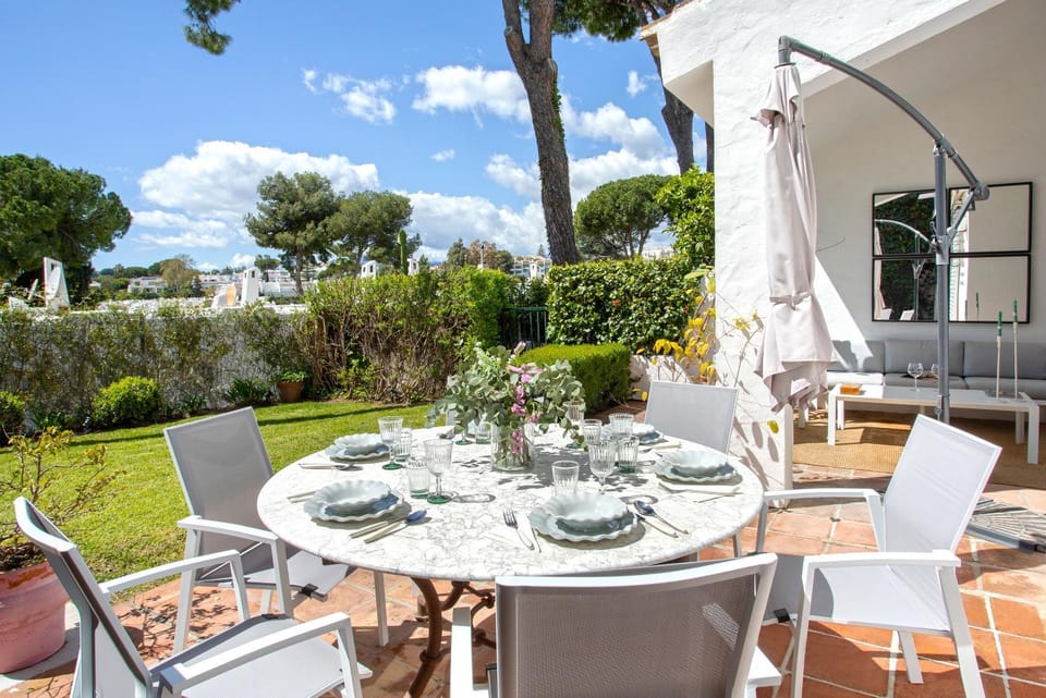 Patio, Spring, Day, Garden, Garden, View (from property/room), Balcony/Terrace, Seating area, Dining area, Garden view
