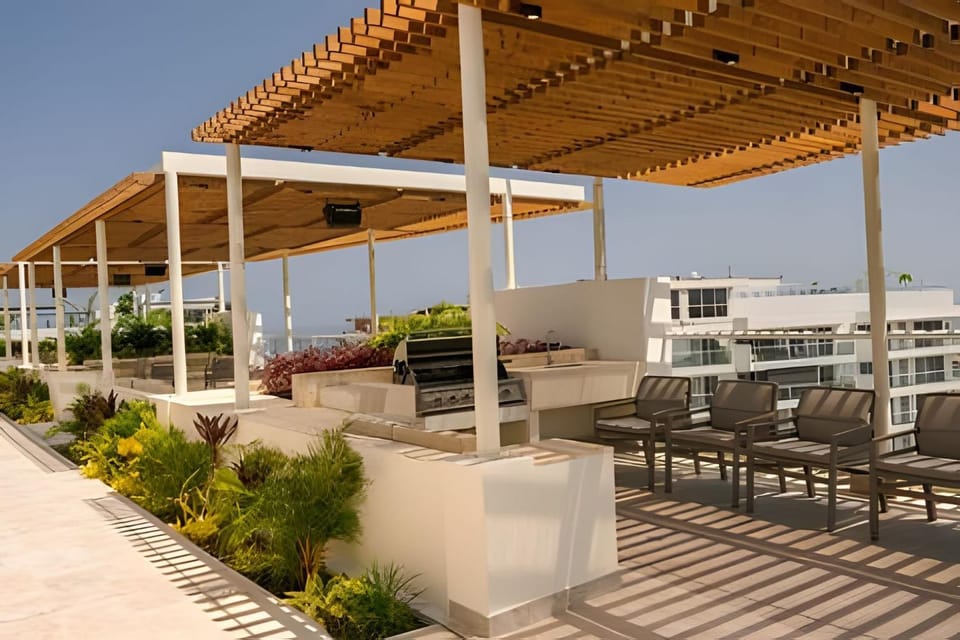 Balcony/Terrace, Swimming pool