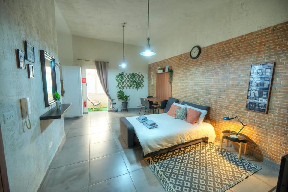 Stylish & cosy apartment near seafront LGAL1-1 Apartment in Malta