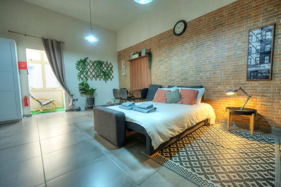 Stylish & cosy apartment near seafront LGAL1-1 Apartment in Malta