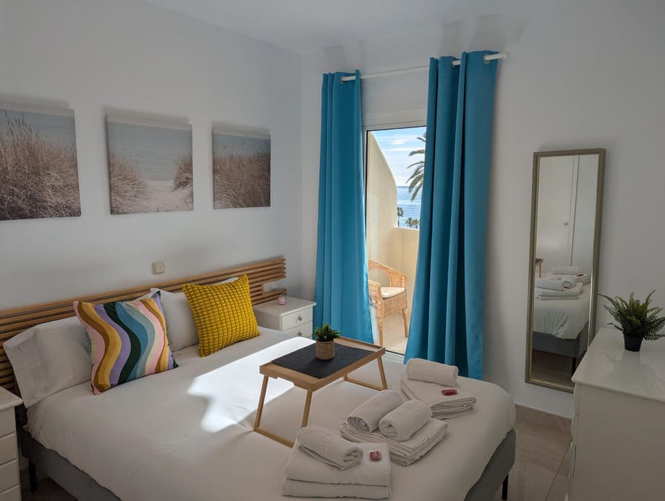 BenalBeach with Sea View Apartment in Benalmadena