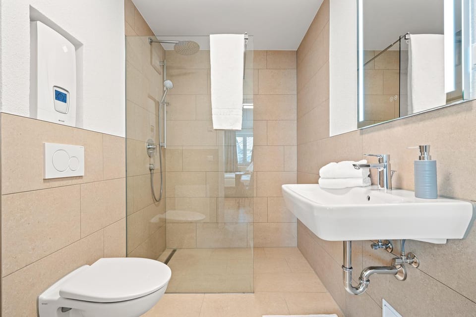 Shower, Toilet, Bathroom