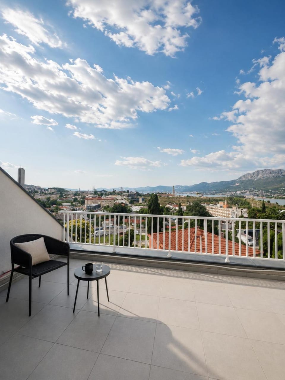 Day, Natural landscape, View (from property/room), Balcony/Terrace, Mountain view
