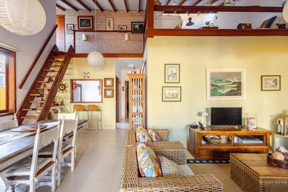 Casa Juquehy House in São Sebastião
