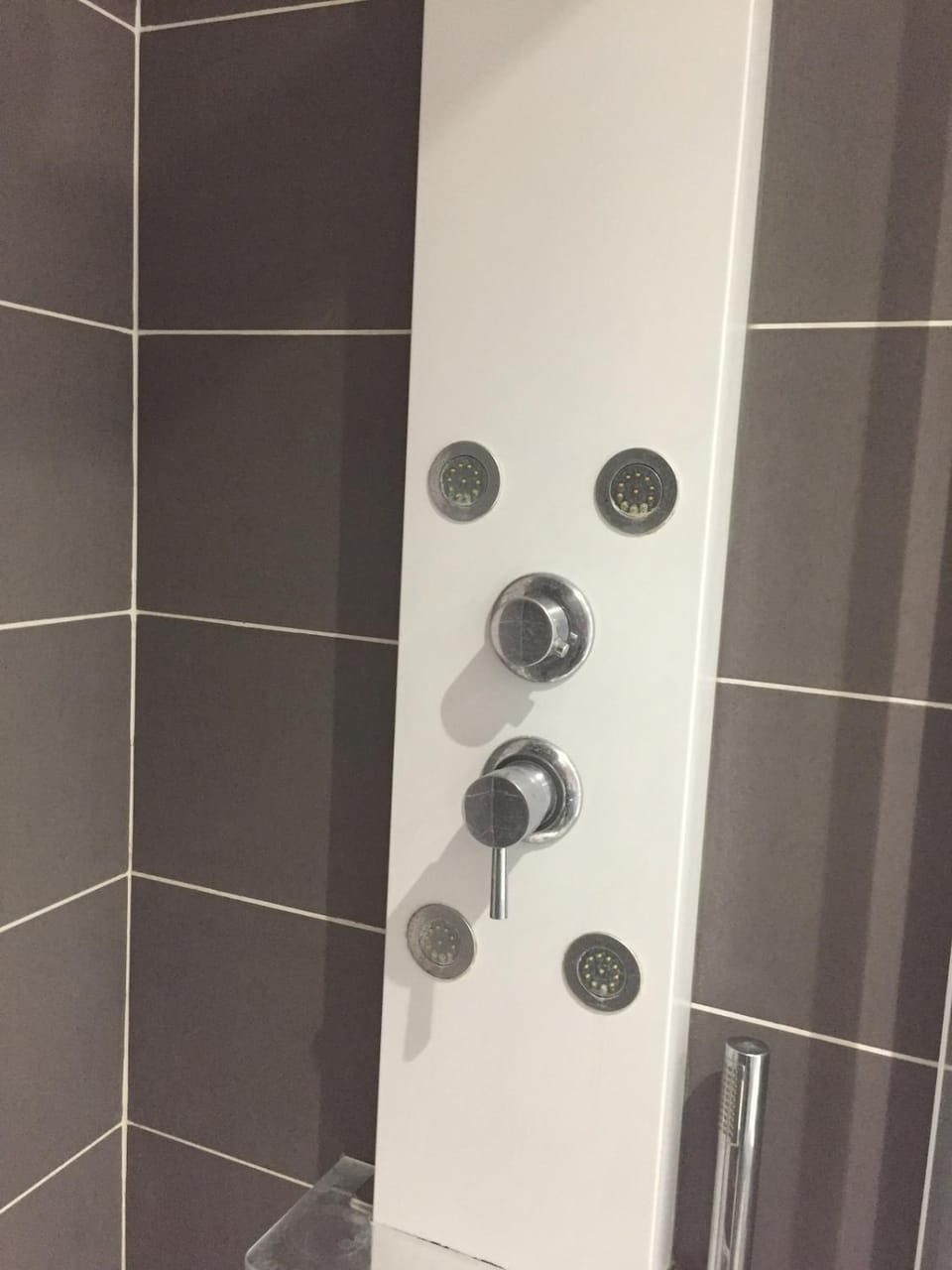 LES GITES CHEROIS, ravissant cottage, 3 personnes Apartment in Auvergne-Rhône-Alpes
