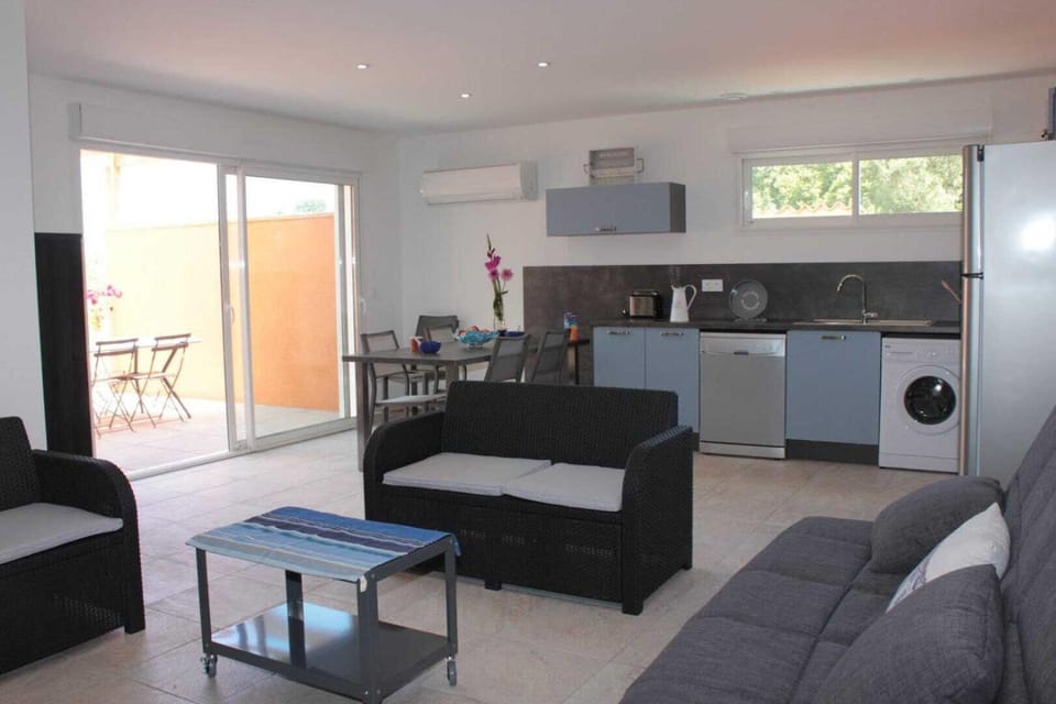 Banyuls House in Saint-Cyprien