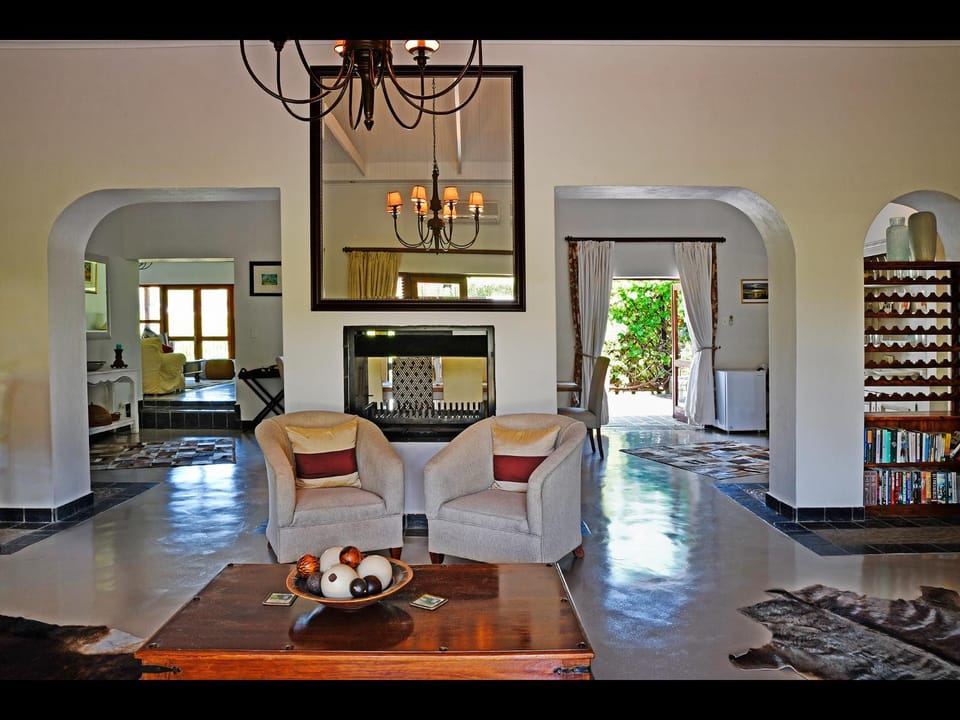 Facade/entrance, Seating area