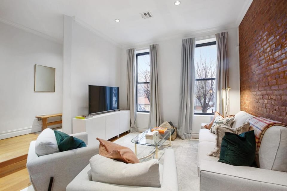 Luxury Oasis in Manhattan Apartment in Harlem