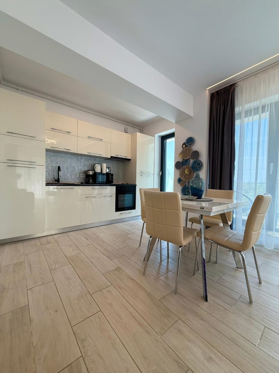 Kitchen or kitchenette, kitchen