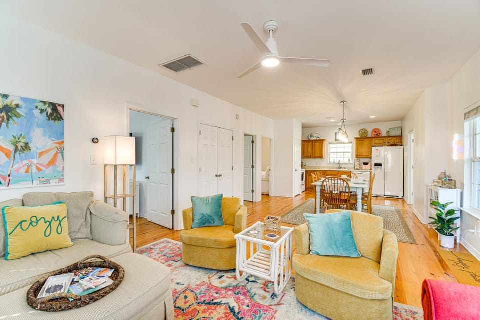 'Our Happy Place' Zero-Entry Pool & Tennis Access House in Alabama
