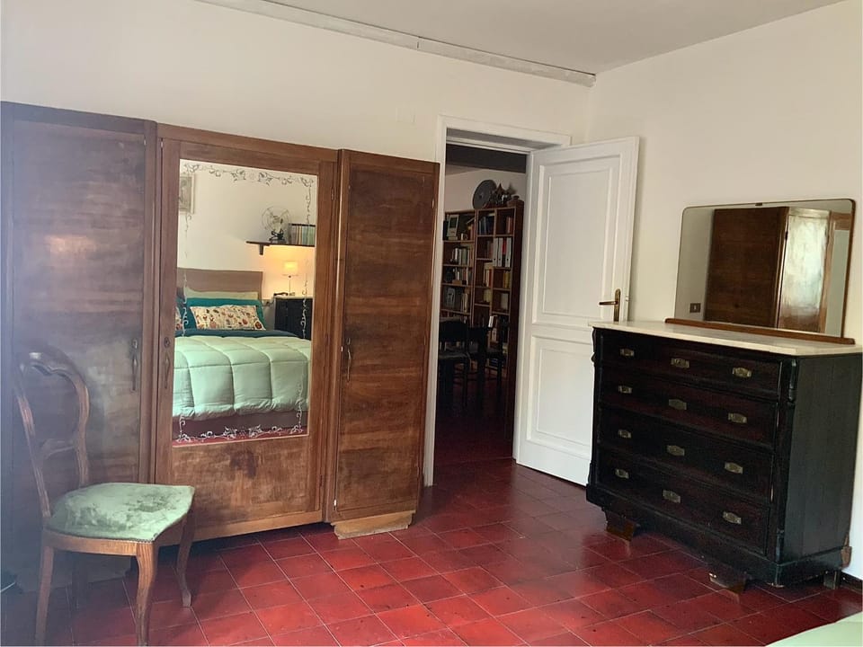 Bedroom, wardrobe