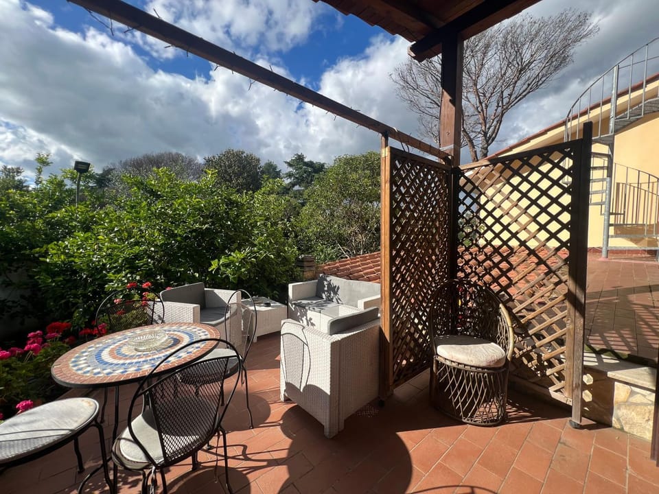 Patio, Balcony/Terrace