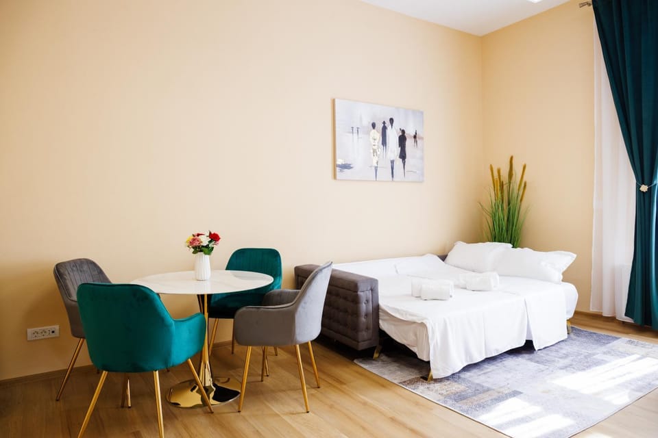 Living room, Bedroom
