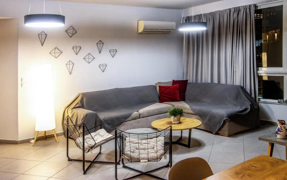 Living room, Seating area, air conditioner