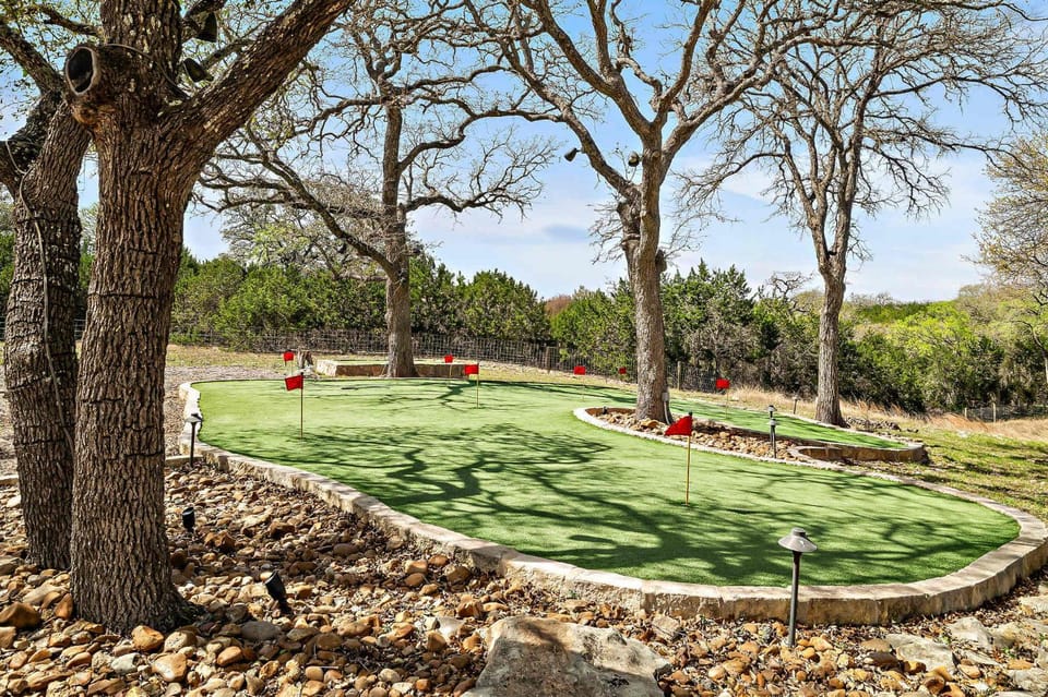 Lazy River Ranch - Events - Fire Pit - Hot Tub - Billiards House in Rio Grande
