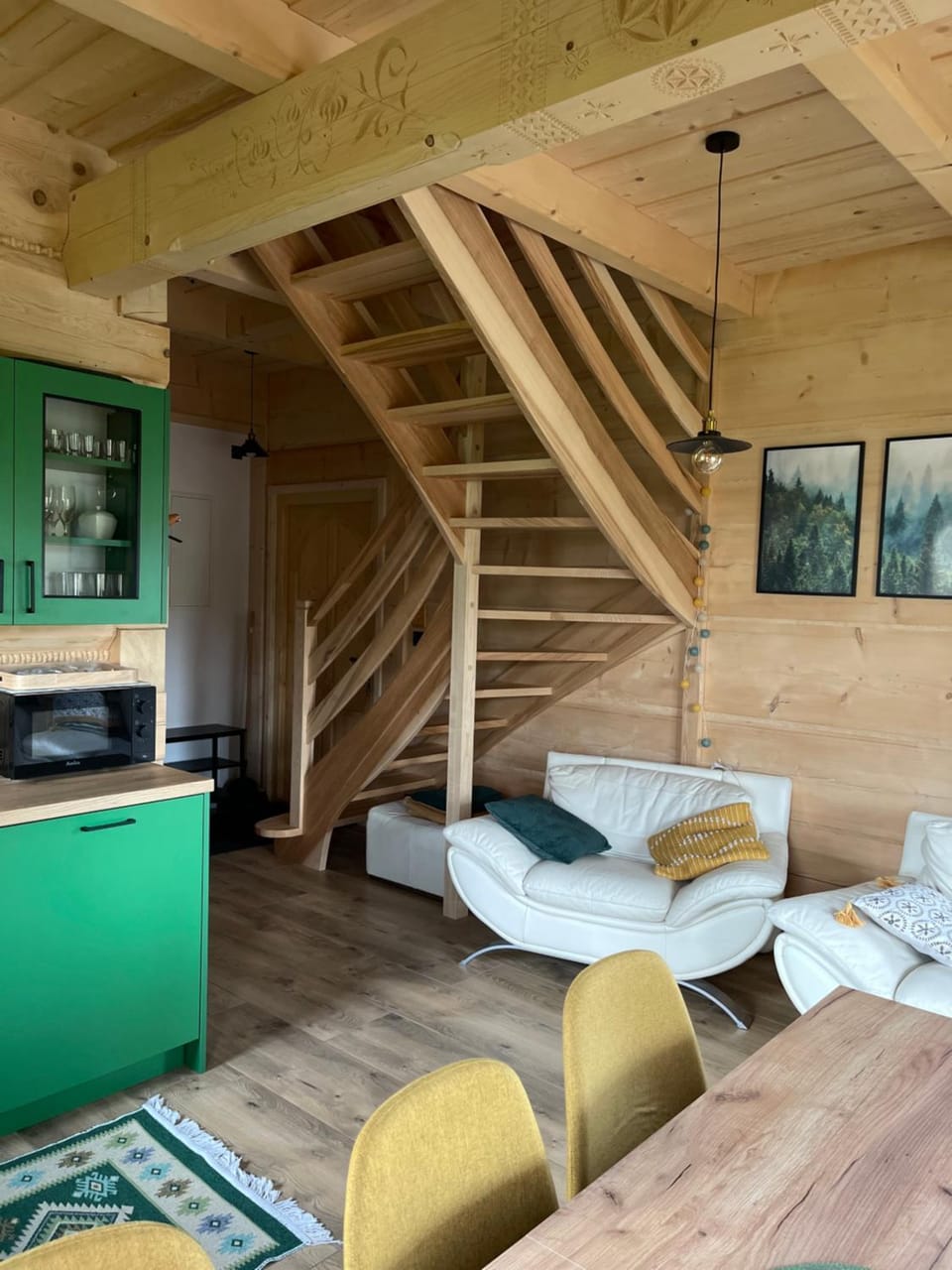 Kitchen or kitchenette, Living room, Seating area