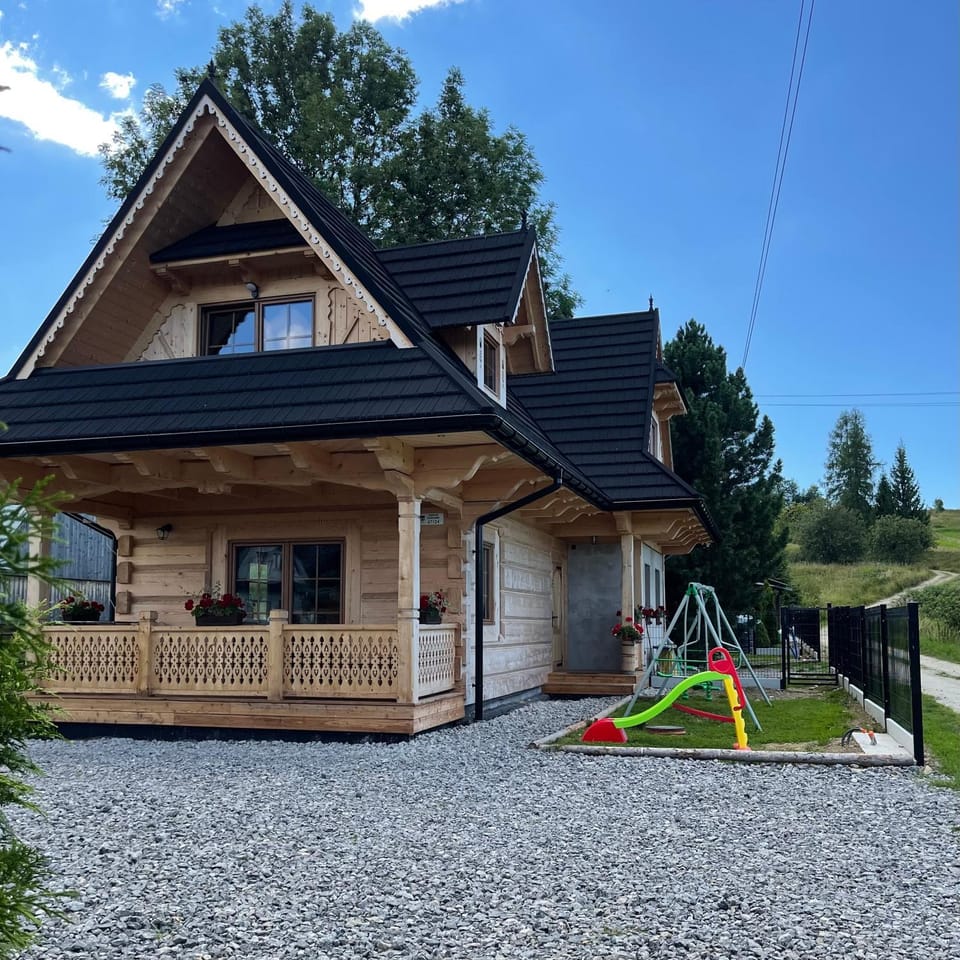 Property building, Day, Children play ground