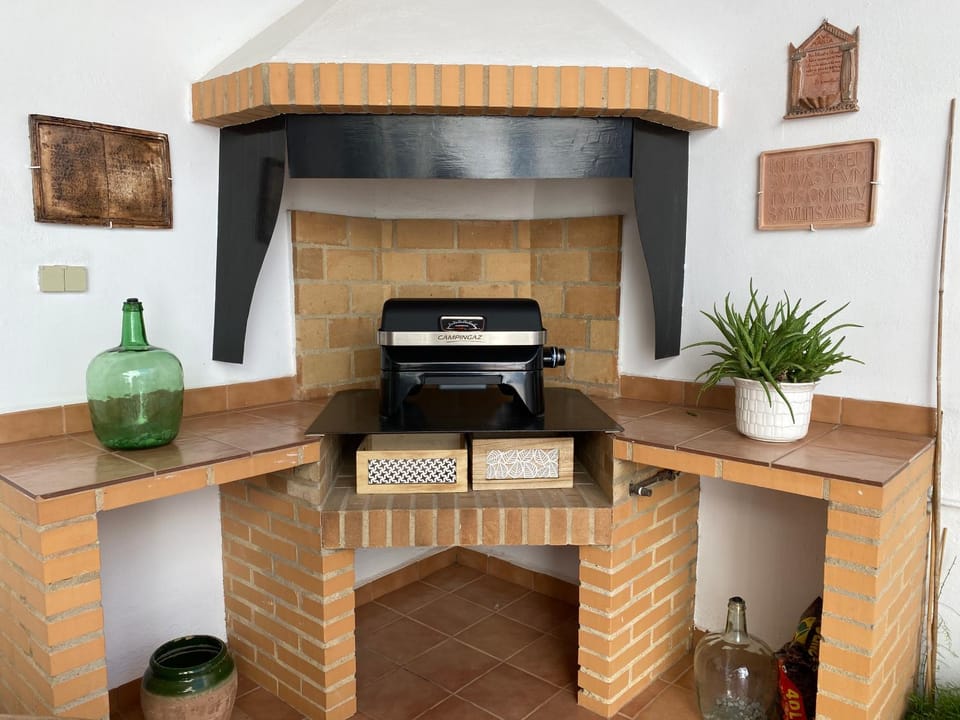 BBQ facilities, Balcony/Terrace