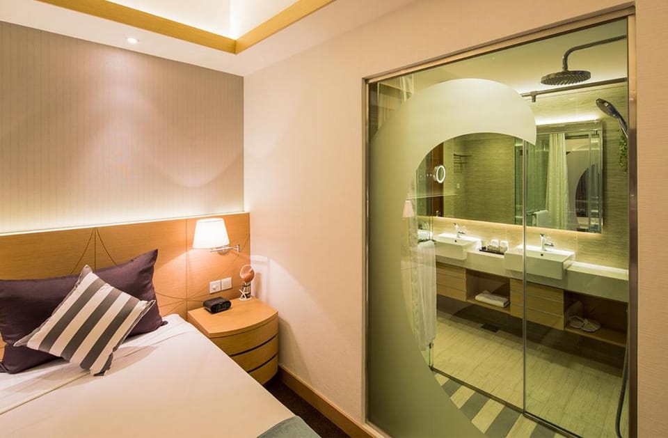 Shower, Bathroom