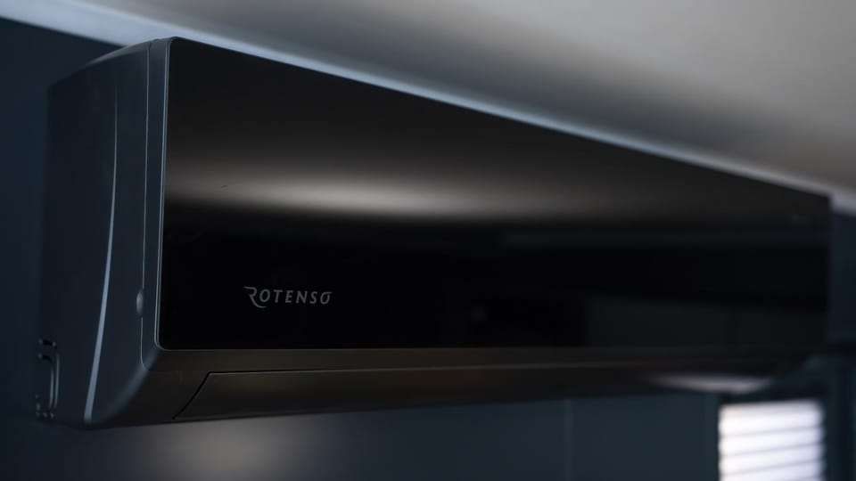 Domek na wodzie - Marina & Camping Siemiany Docked boat in Pomeranian Voivodeship