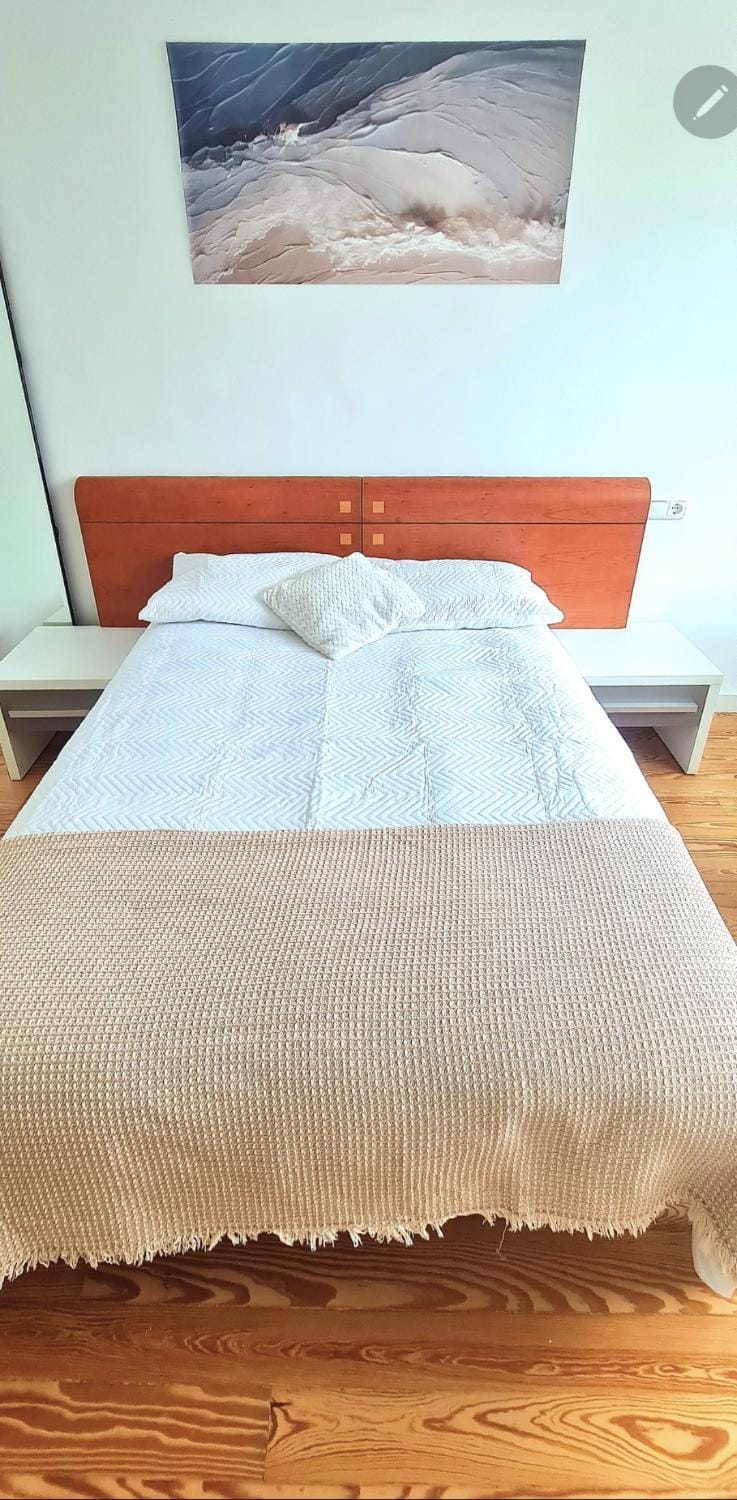 Habitación privada en casa particular Gros Vacation rental in San Sebastian
