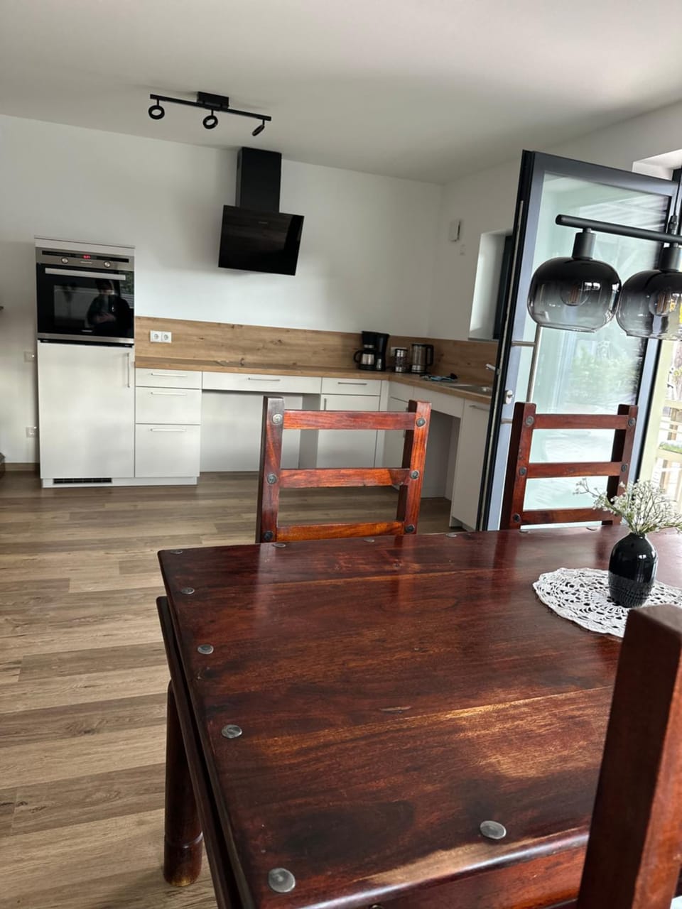 Dining area, acessibility