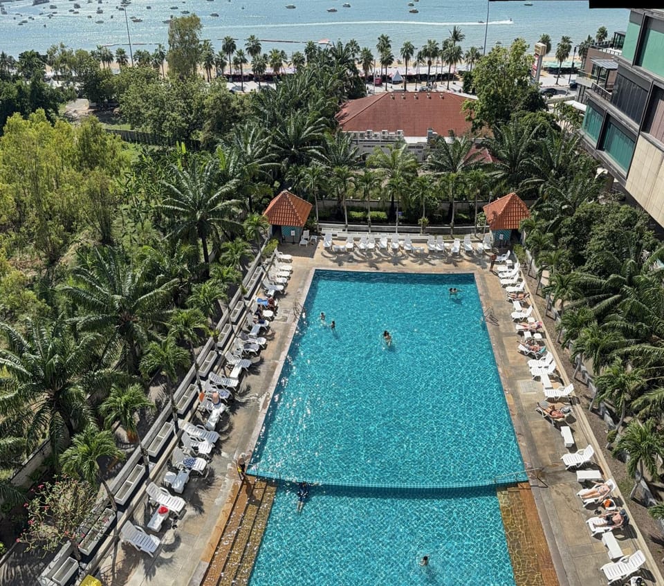 Day, Bird's eye view, Beach, Pool view, Sea view, Swimming pool, Swimming pool, sunbed