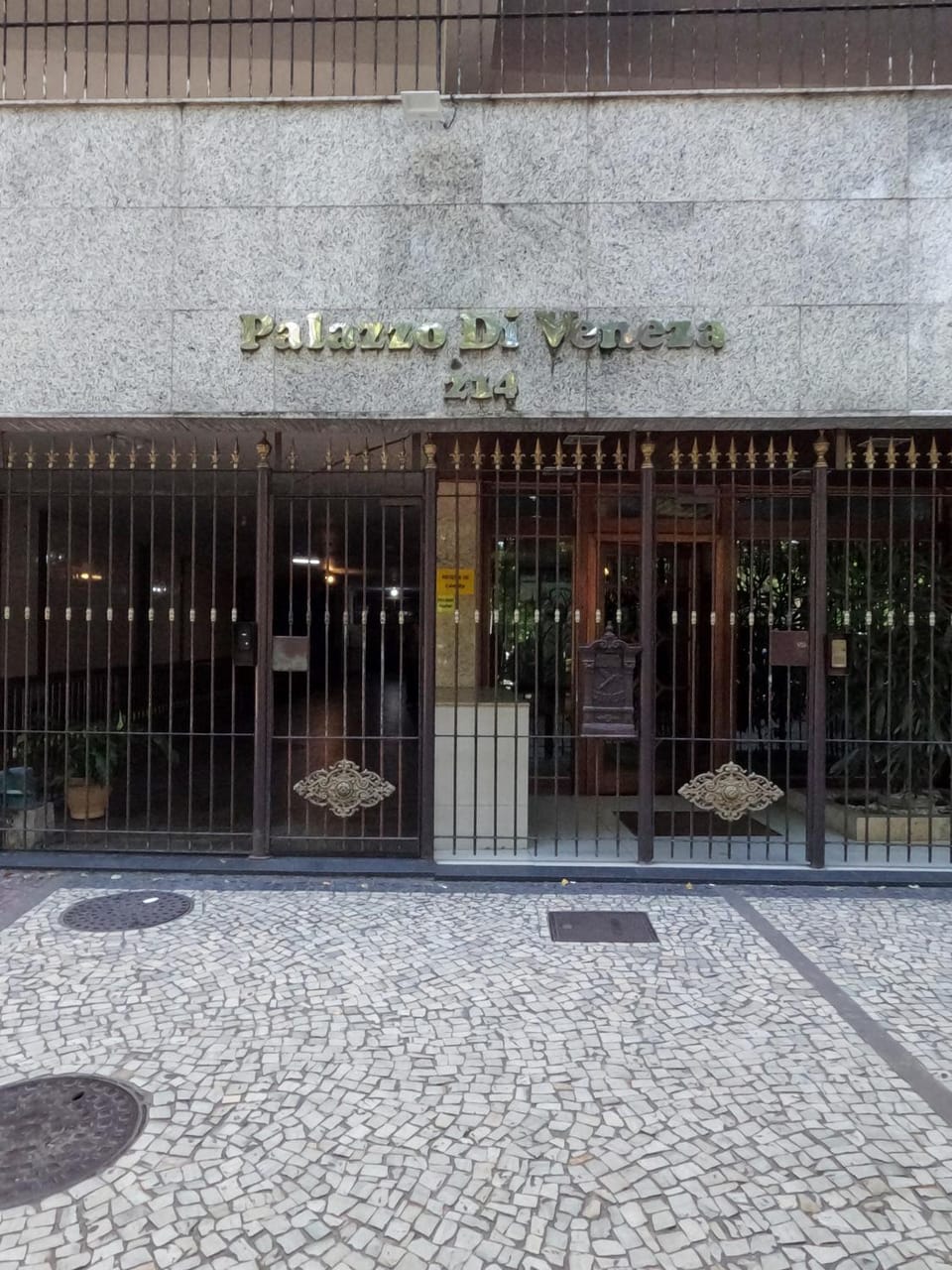 Property building, Facade/entrance