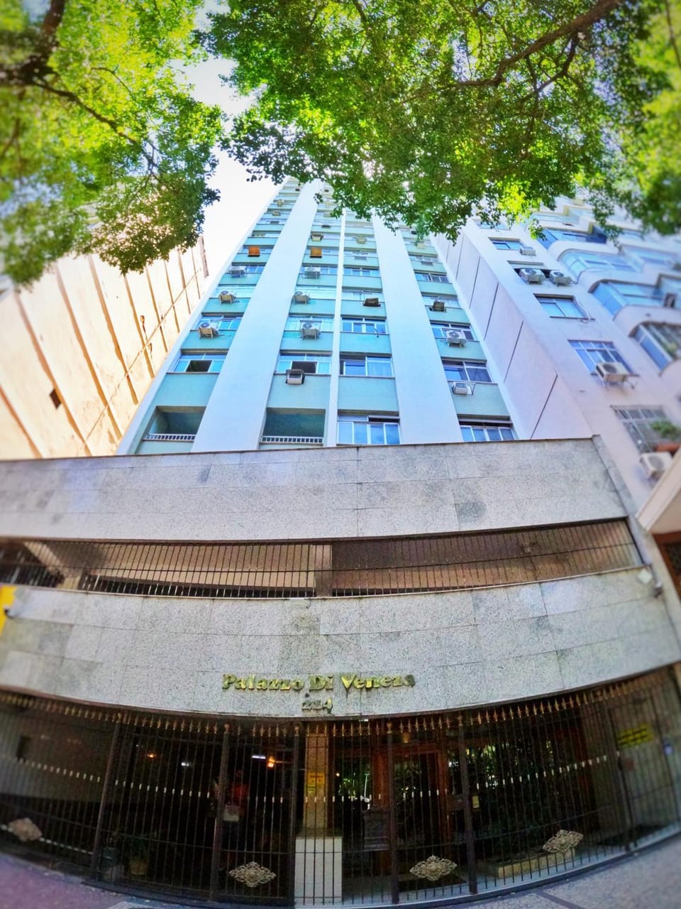 Property building, Facade/entrance