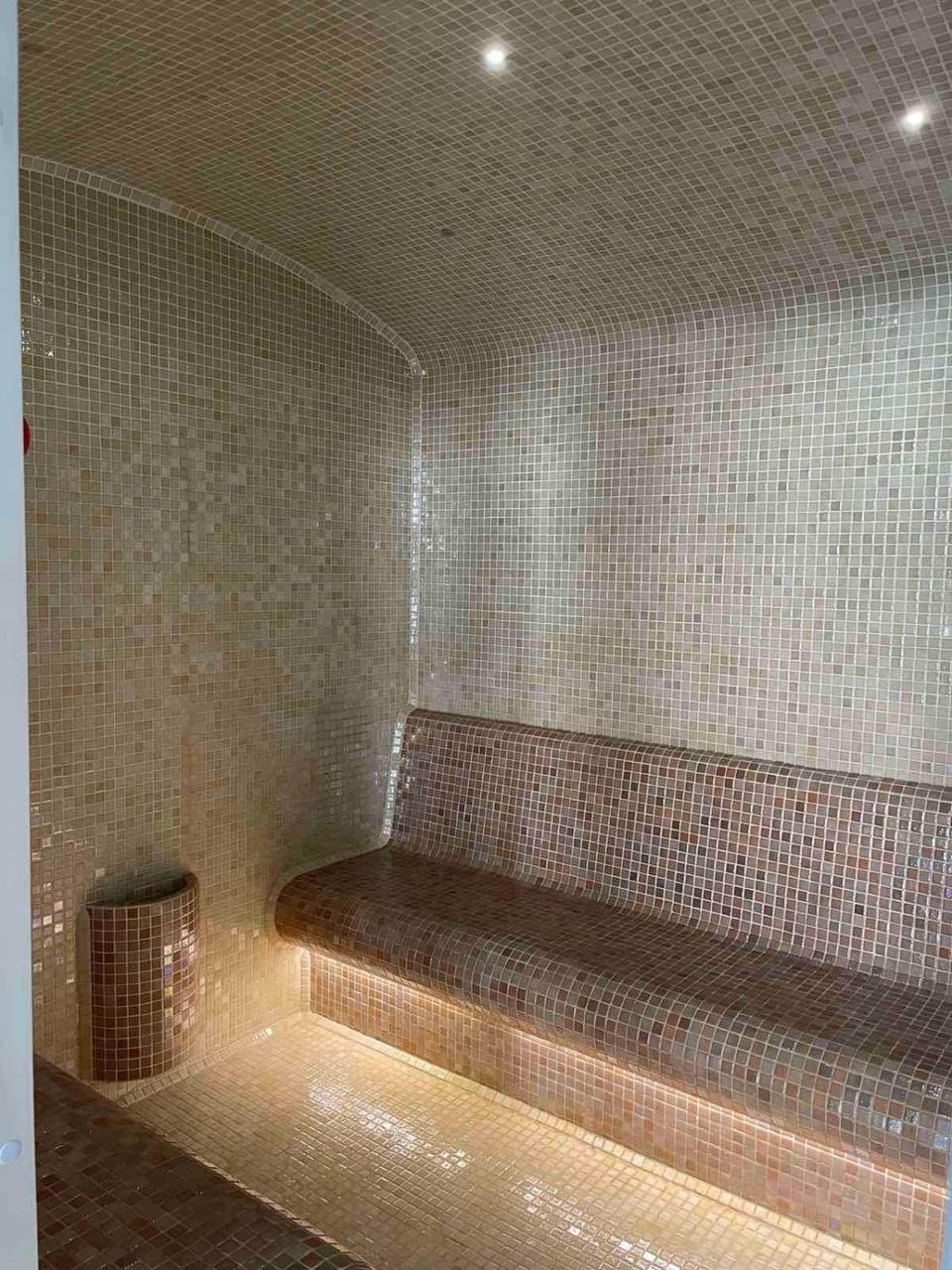 My Home Wellness Apartmanok Apartment in Hungary