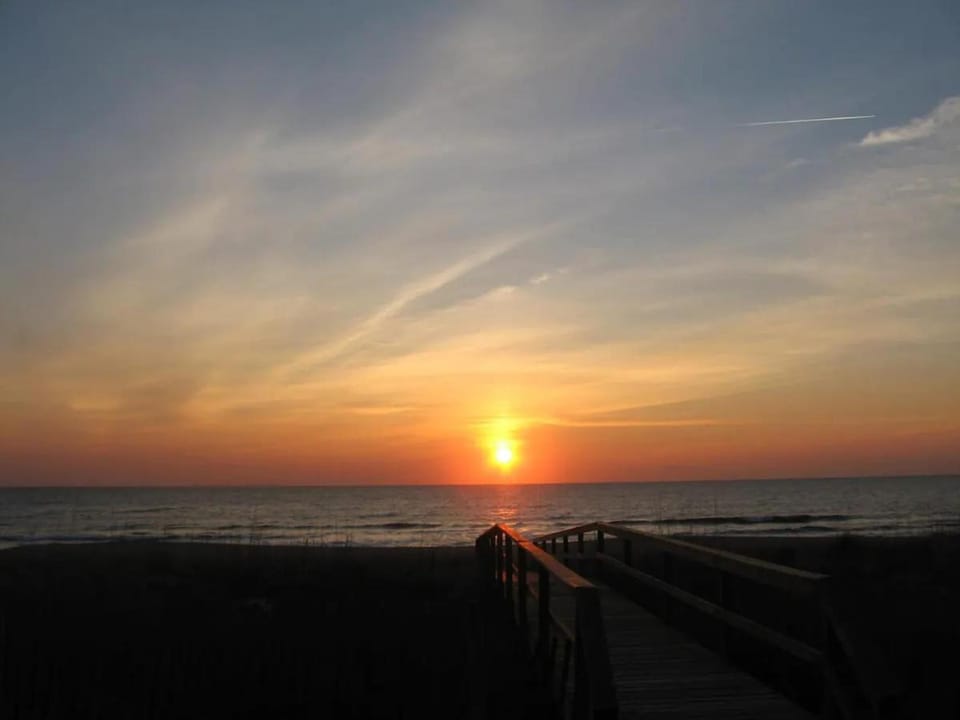 Day, Natural landscape, Beach, Sea view, Sunrise