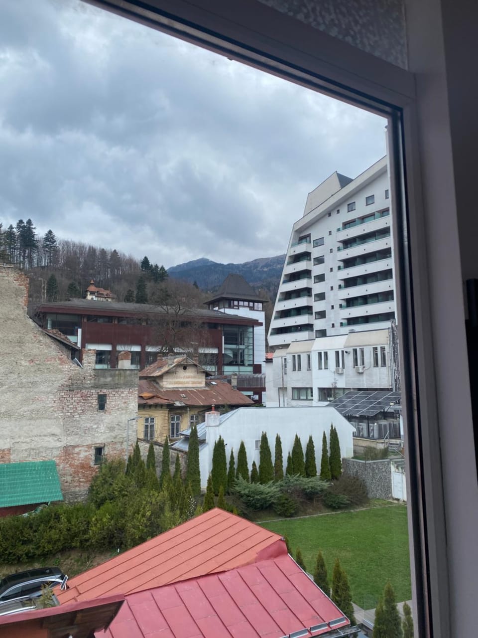 Balcony/Terrace, Mountain view