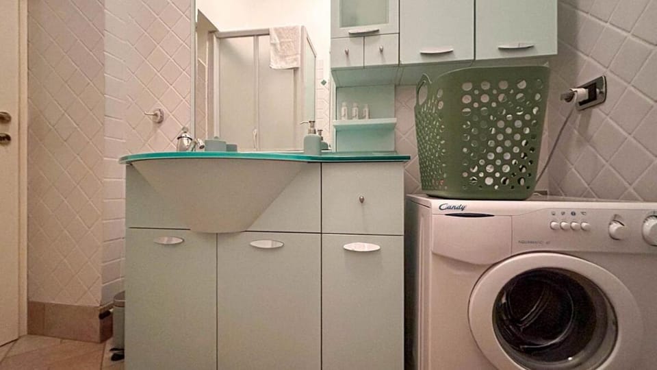 Central Domus Wi-Fi Station by We Host Yuo Apartment in Porto San Giorgio