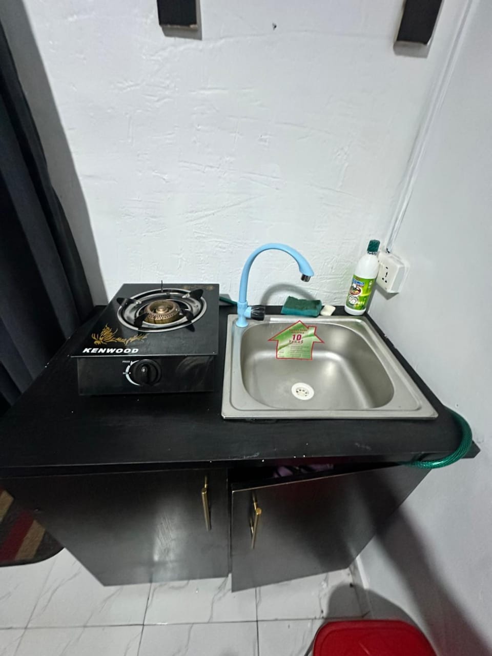 Mini Studio Room in ilasan lekki ikate, The Toilet is Shared, with Netflix Apartment in Lagos, Nigeria