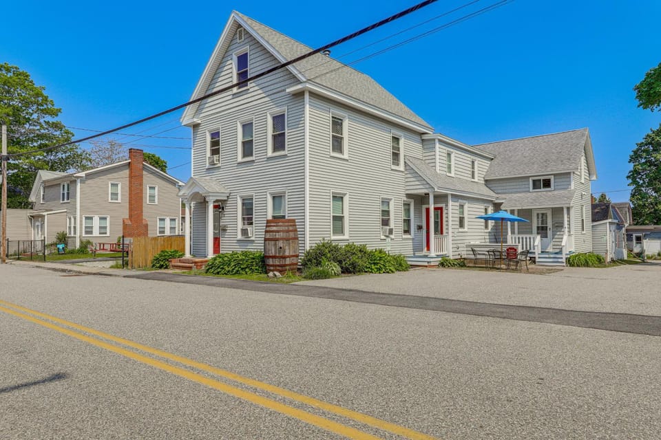 1/2 Mi to Ocean: Cozy Apt in Old Orchard Beach Apartment in Old Orchard Beach