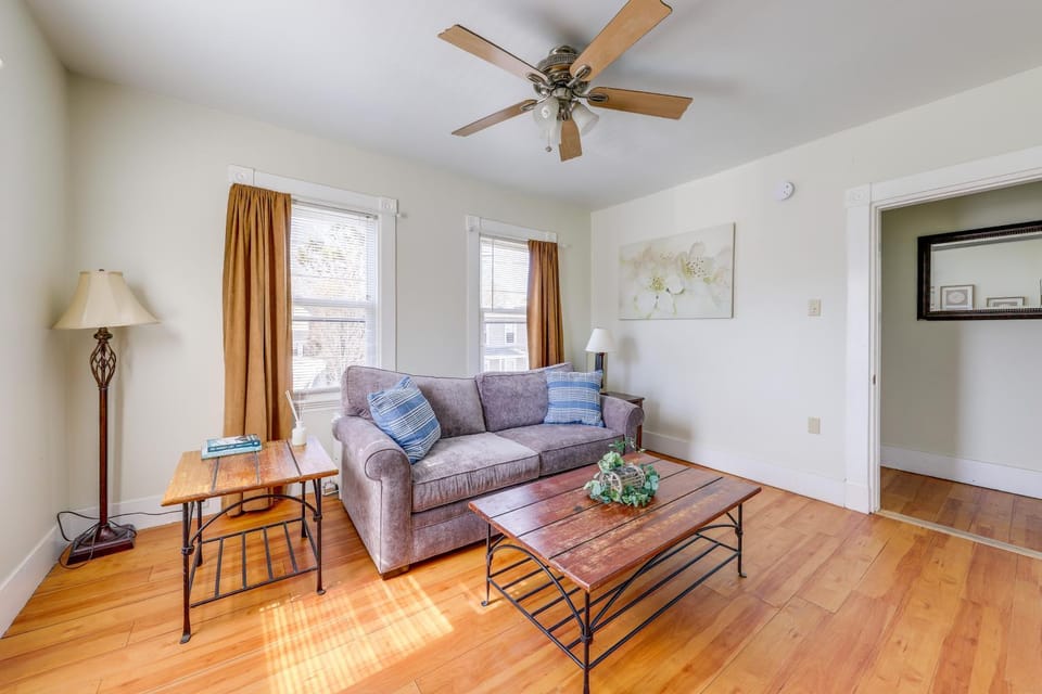 1/2 Mi to Pier: WFH-Friendly Apt in Maine! Apartment in Old Orchard Beach