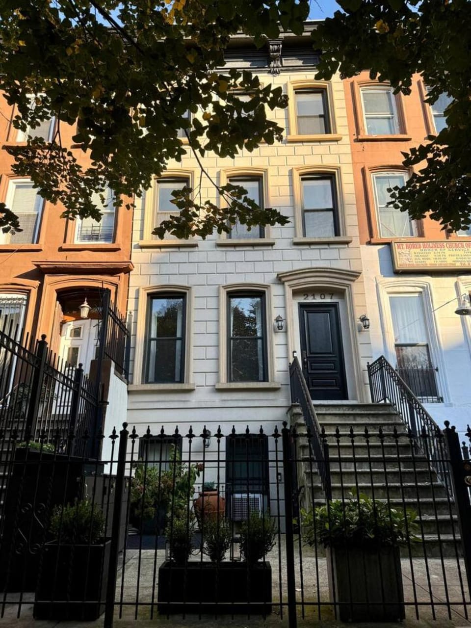 Luxury Oasis in Manhattan House in Harlem