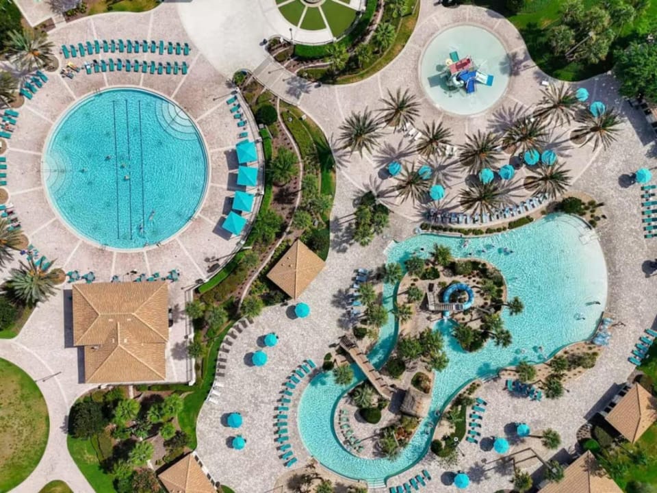 Bird's eye view, Swimming pool