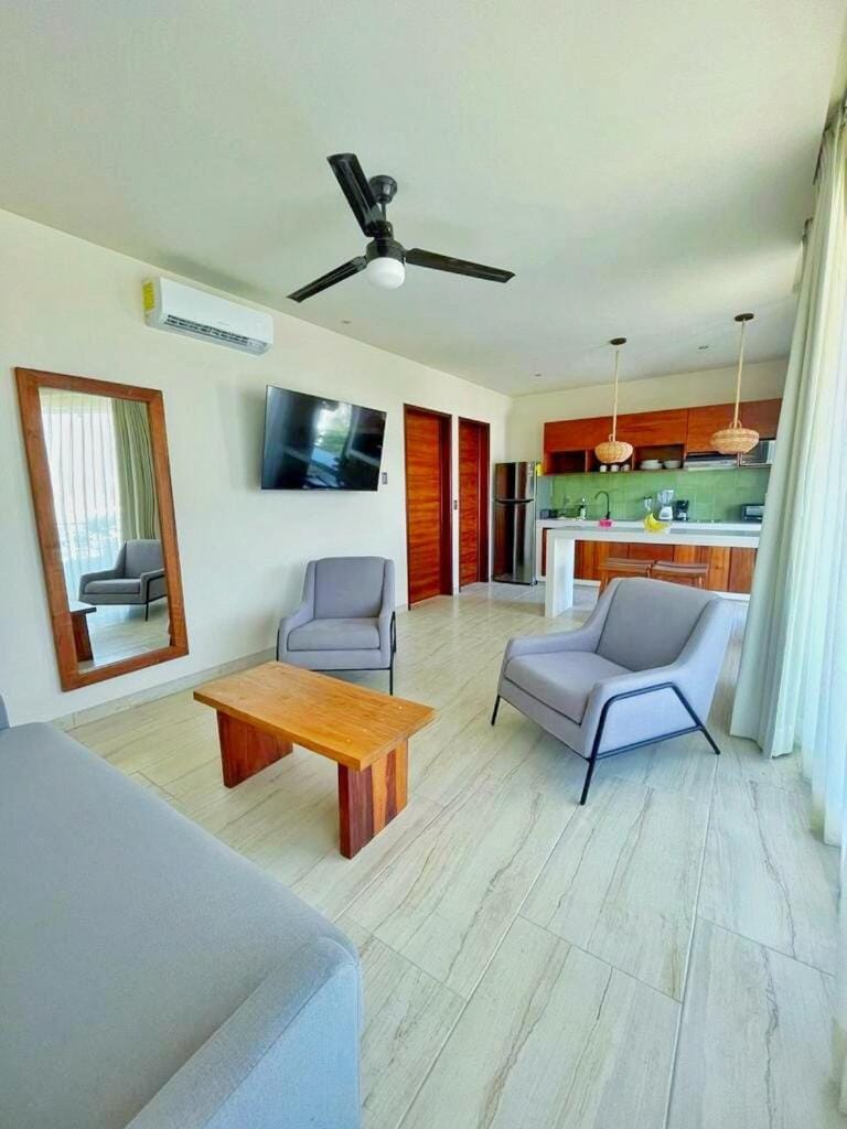 Tulum la Veleta Condo Best Sunrises & Jungle View near Holistika Apartment in State of Quintana Roo