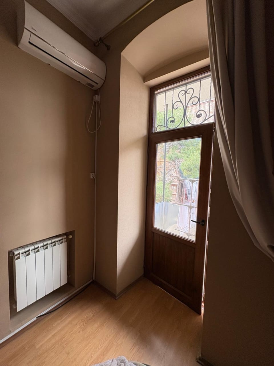 internet, air conditioner