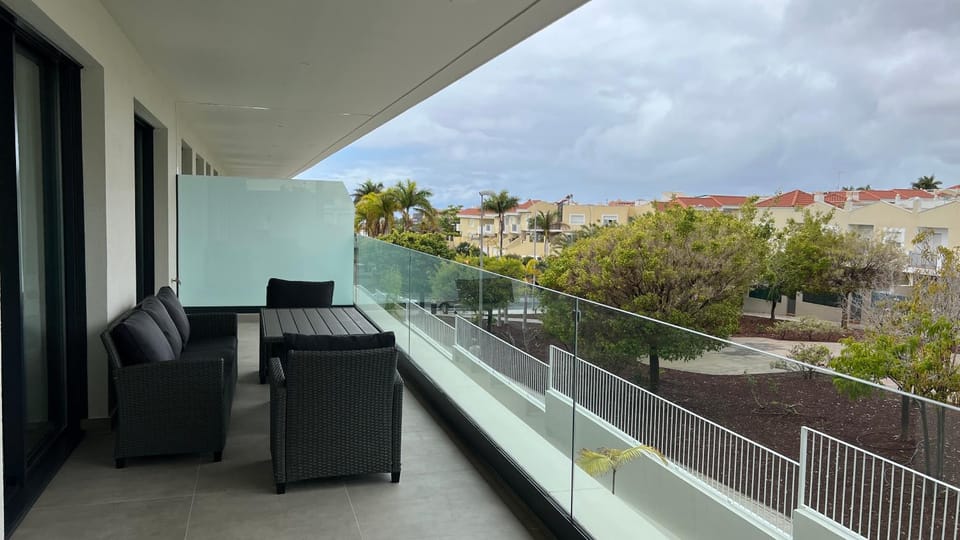 Atlantic Home - Two-Bedroom Premium Apartment Apartment in Costa Adeje
