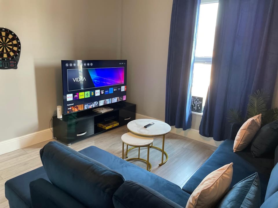 Chalkwell Aparthotel Short & Long Stays Welcome, Leisure , Relocation , Business Stays , Contractors Apartment in Sittingbourne